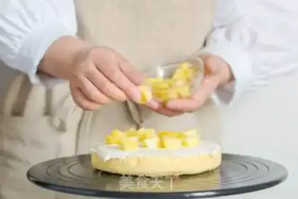 Make Pistol pineapple cream cake step 13