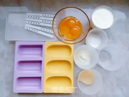 Make Old milk ice cream step 0