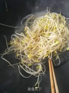 Make Fan fried eggs step 2
