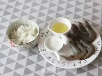 Make Homemade shrimp bars step 0