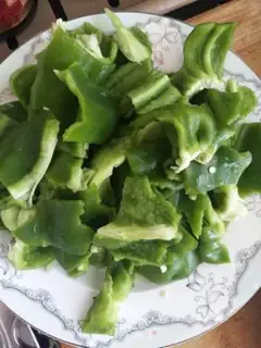 Make Pizza pepper step 1