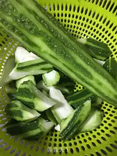 Make Egg melon soup step 1