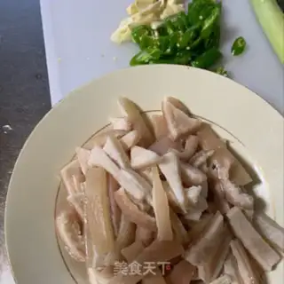 Make Piggy skin step 0