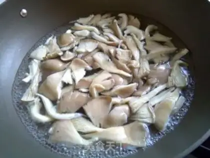 Make Skinny mushrooms step 1