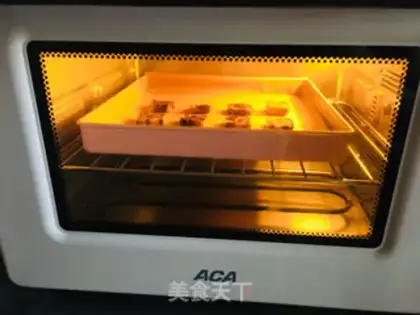 Make Panther cookies step 9