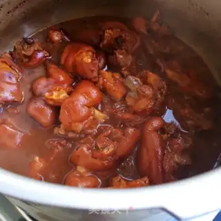 Make Red burning pig hoof step 8