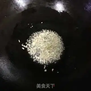 Make Scrambled bean petals step 3