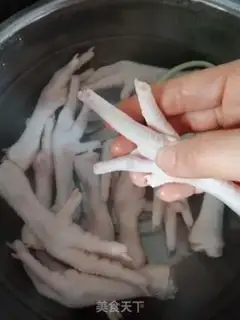 Make Sour lemon chicken claws step 1