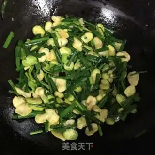Make Scrambled bean petals step 7