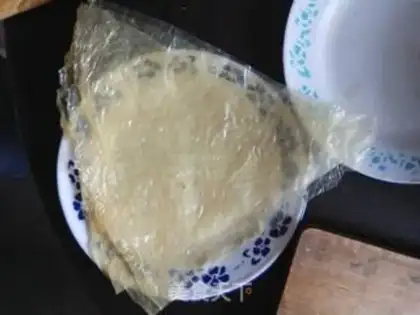 Make Cricket eggs and shrimp step 1