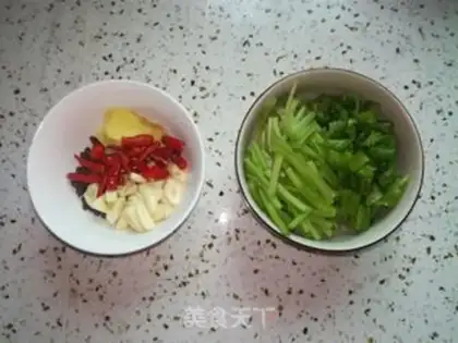 Make Wine and gravy step 2
