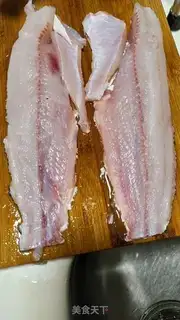 Make Blackfish onions step 1