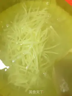 Make Spicy potatoes step 1