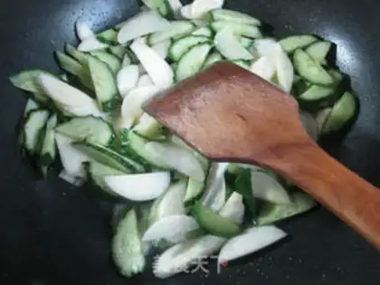 Make The cucumbers are white step 6