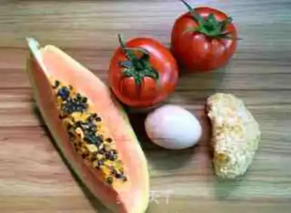 Make A papaya tomato with silver ears and eggs step 0
