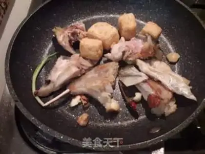 Make Fish head soup step 3