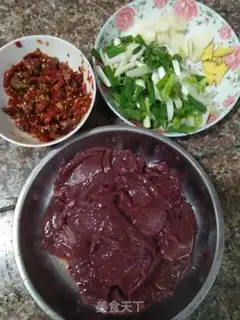 Make Pork liver fried onions step 1