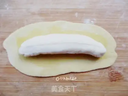 Make Simulating banana buns step 5