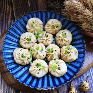 Make Spicy meat buns step 11