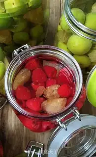 Make Blue plum wine step 4
