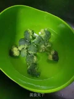 Make Blanche low-fat breakfast step 0