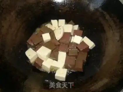 Make Spicy red and white tofu step 4