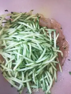 Make cucumber powder step 1