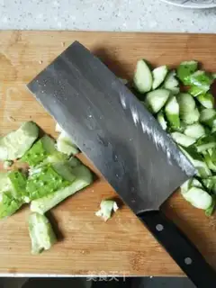 Make cucumber with peanut rice step 1