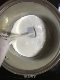 Make Watermelon pudding step 1