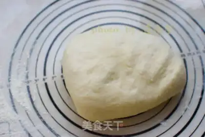 Make Precious onion rolls step 2