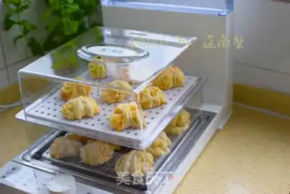 Make Precious onion rolls step 9