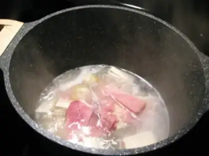 Make Beef spinach tofu soup step 2
