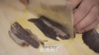 Make The silk cucumber step 1