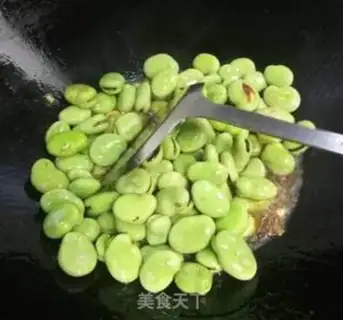 Make The greasy beans step 2