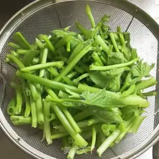 Make Green pepper pumpkin vine step 0
