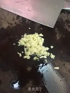 Make Garlic sauerkraut step 1