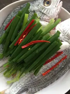 Make Clear the yellow feet step 2