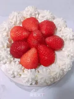 Make Strawberry birthday cake step 9