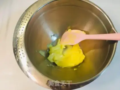 Make Flower cookies step 0