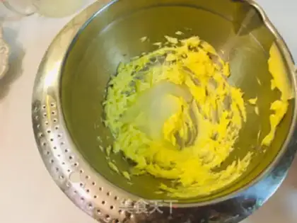 Make Flower cookies step 2