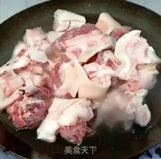 Make Red burning of pigs