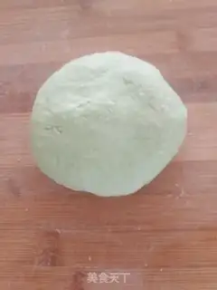 Make Fish egg pea noodles step 2