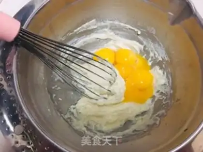 Make Panther Cake Roll step 2