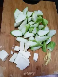 Make Watermelon tofu soup step 0