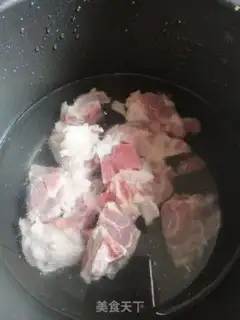 Make Porkbone stew step 0