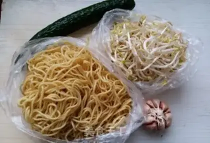 Make Sour spicy noodles step 0
