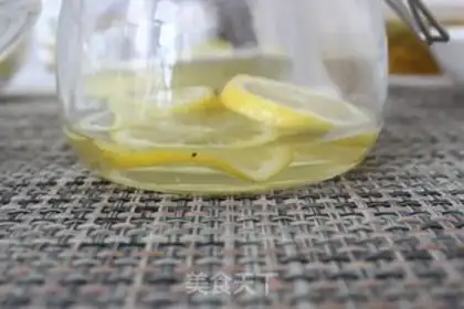 Make Beemies, lemonade step 2
