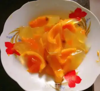 Make Cream peppers and eggs step 1