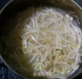 Make Sour spicy noodles step 5
