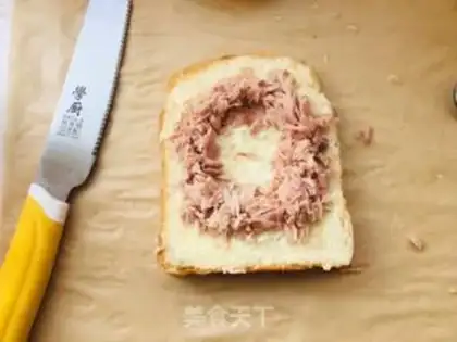 Make Tuna egg toast step 0